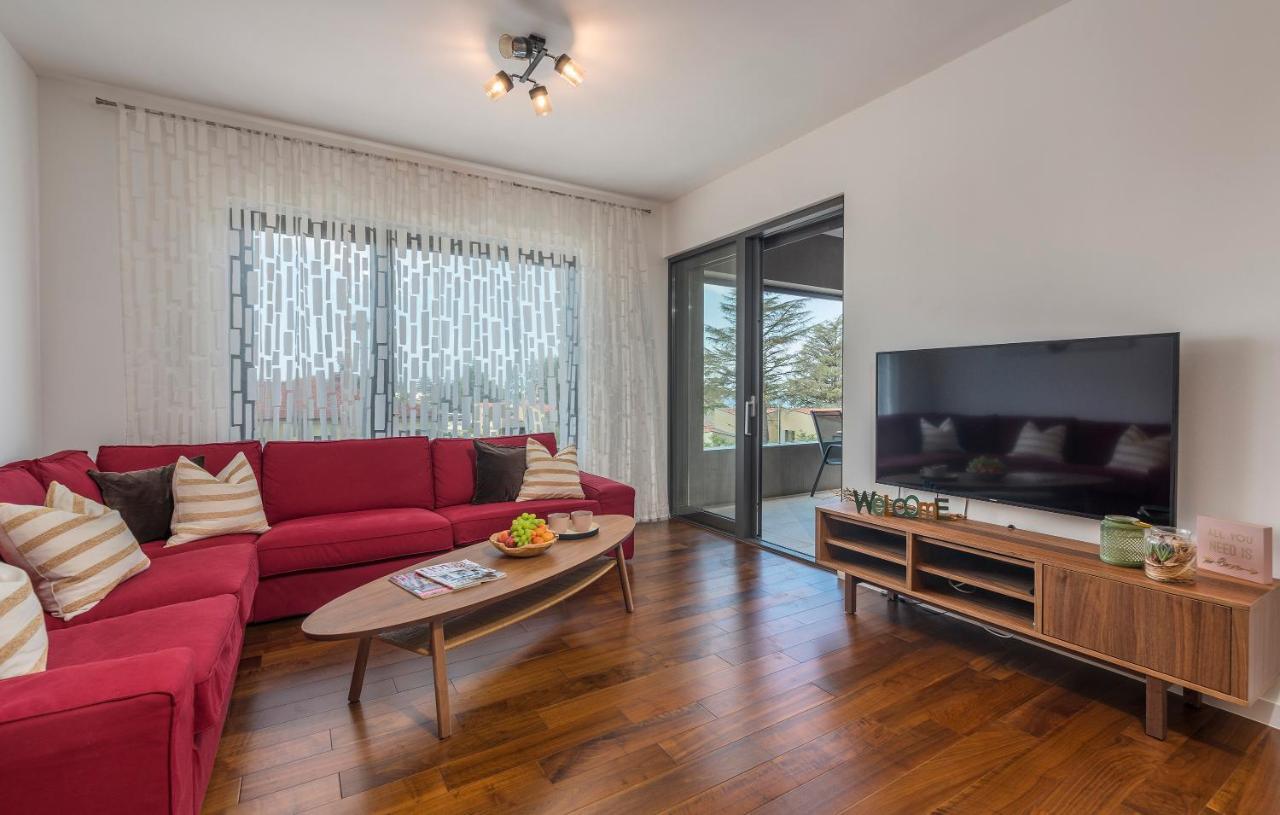 Spada 3 Bedrooms Near The Beach! Apartment *